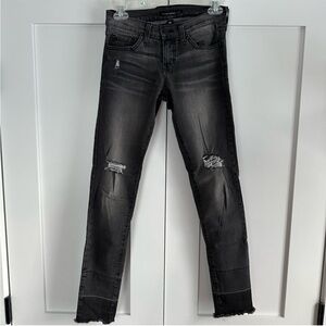 FLYING MONKEY SKINNY DISTRESSED JEANS WITH FRAYED HEM SIZE 25 👖
